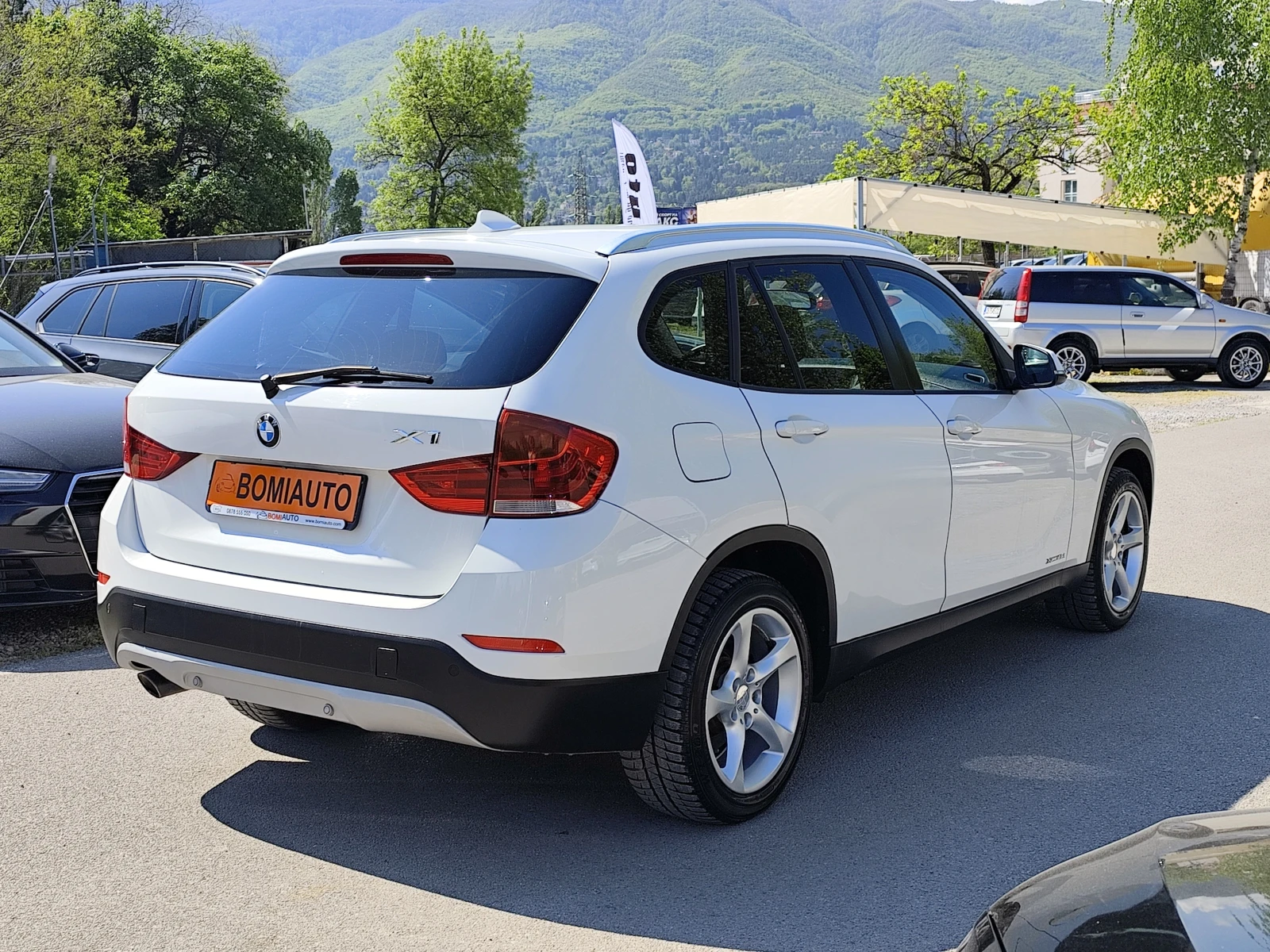 BMW X1 2.0D* xDrive* АВТОМАТИК* 4X4* EURO-5B* NAVI* КОЖА - изображение 4