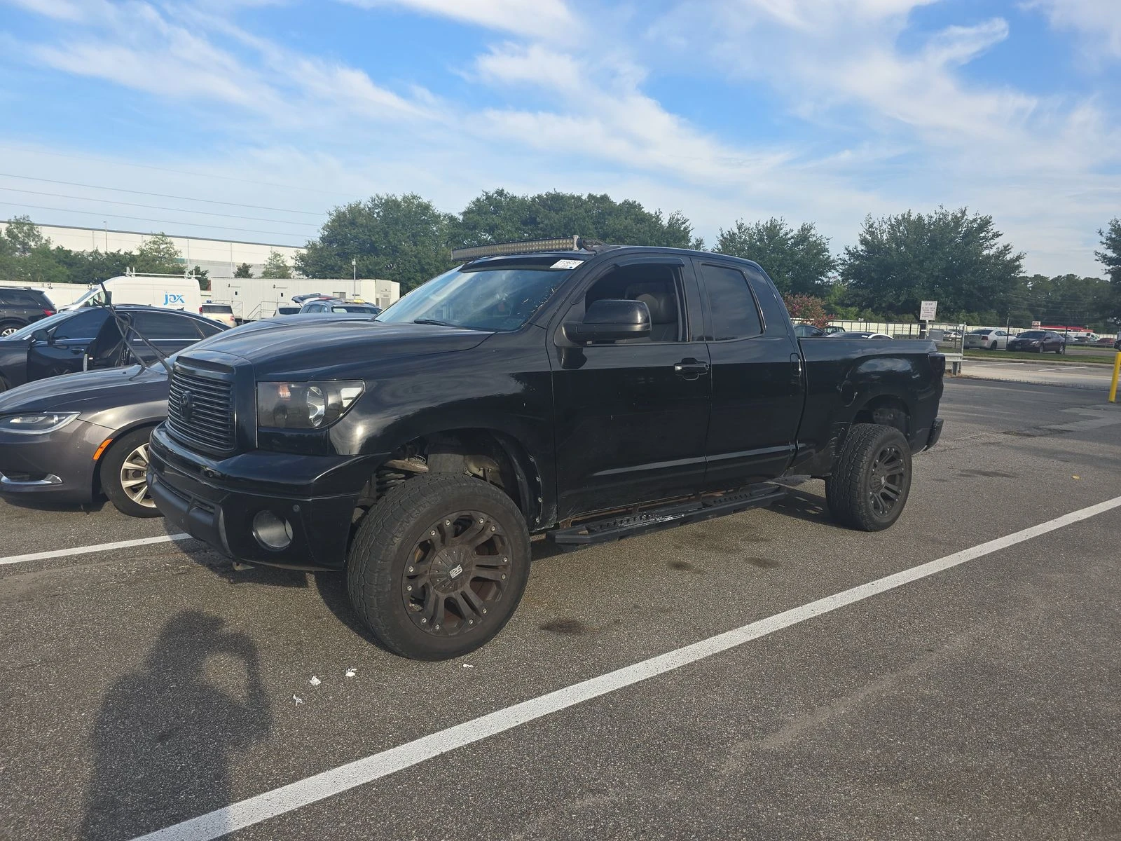 Toyota Tundra 5.7 V8* КОЖА* JBL* TOP DEAL* ШОУРУМ* ПЕРФЕКТЕН ЗА  - изображение 2