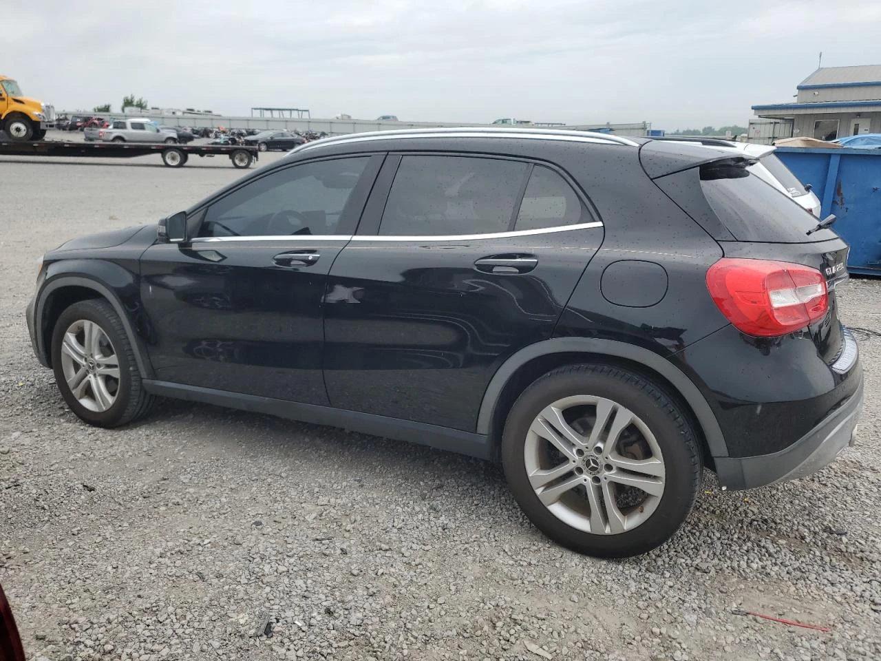 Mercedes-Benz GLA 250  - изображение 2