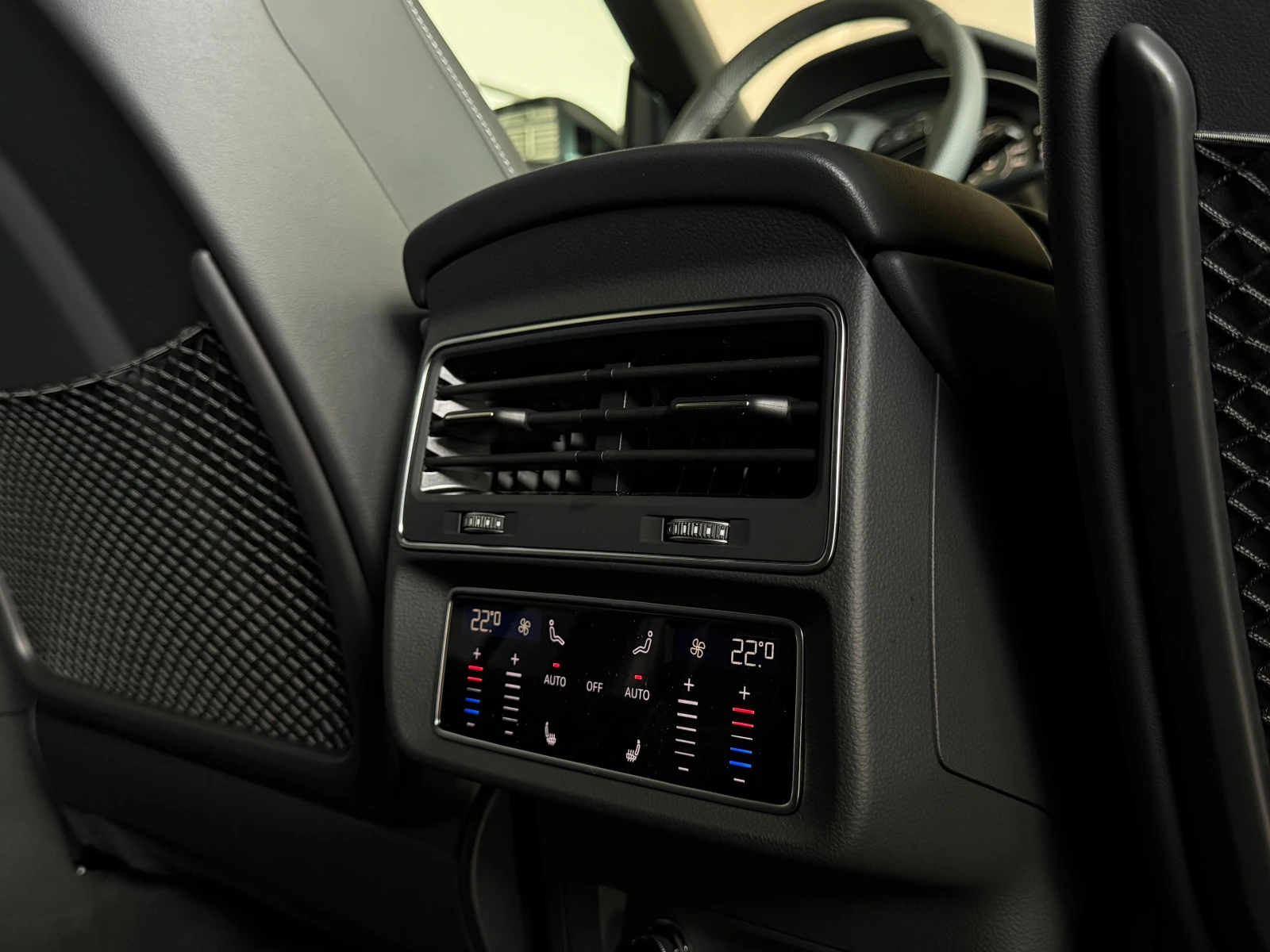 Audi RSQ8 PERFORMANCE HEAD UP PANO 360 CAMERA B&O | Mobile.bg   15