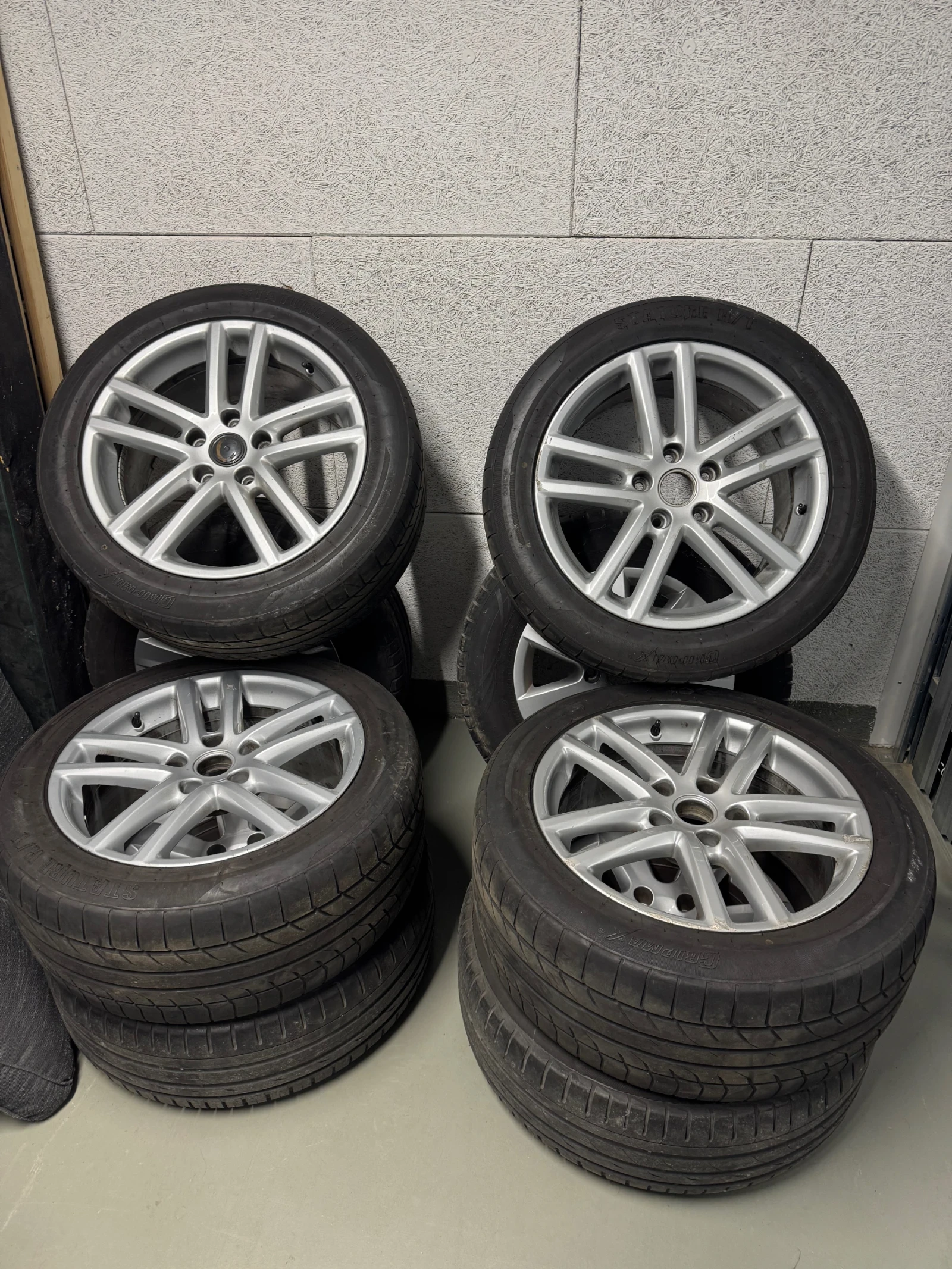 VW Touareg 4.2 V8 INDIVIDUAL, снимка 15 - Автомобили и джипове - 53884498