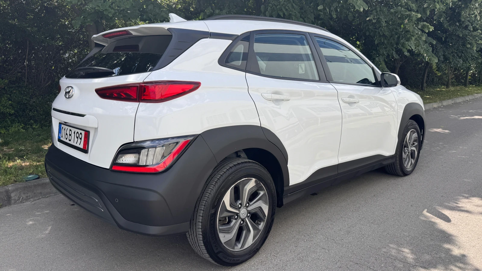 Hyundai Kona 1.6 Hybrid  - 87000км, снимка 5 - Автомобили и джипове - 55068038