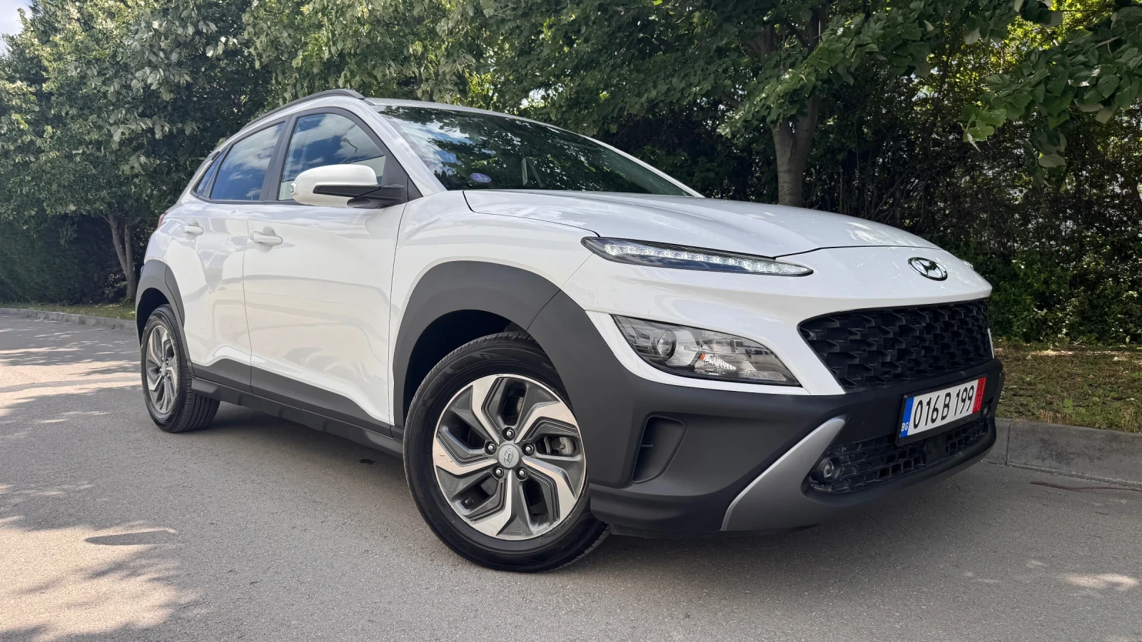 Hyundai Kona 1.6 Hybrid  - 87000км