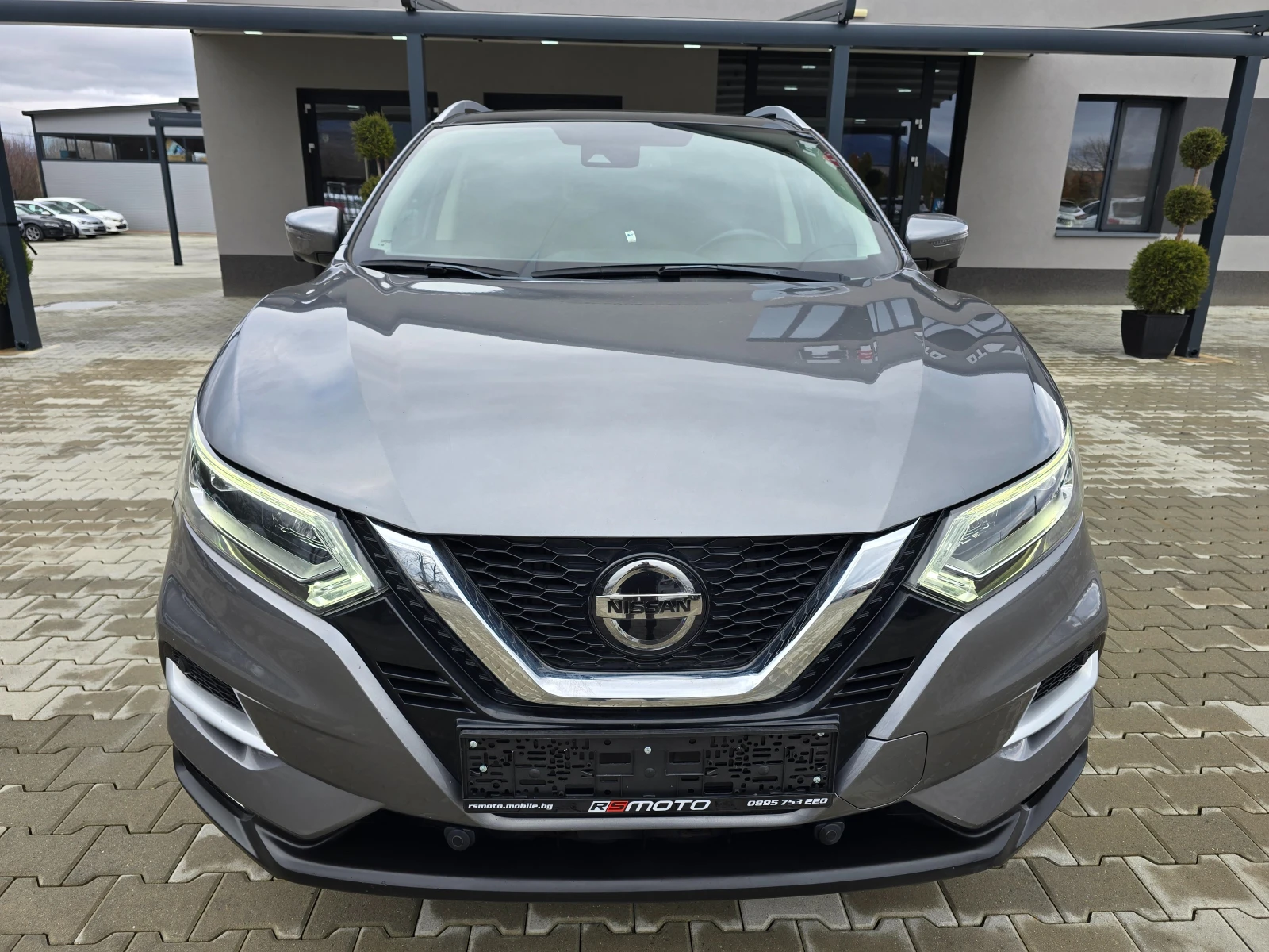 Nissan Qashqai 1.5DCI, Tekna, Face, Камера 360, 2019г., снимка 7 - Автомобили и джипове - 55085546