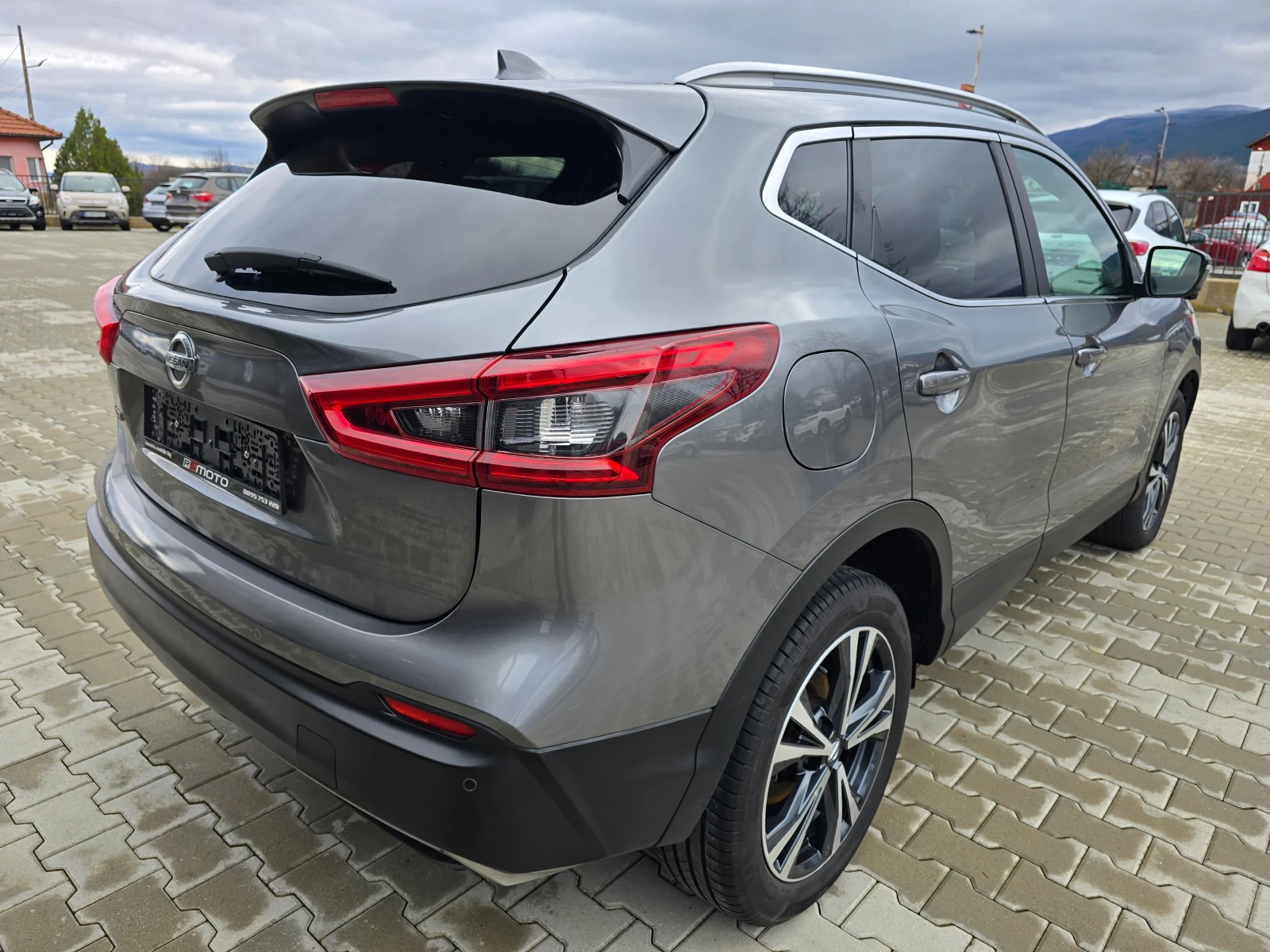 Nissan Qashqai 1.5DCI, Tekna, Face, Камера 360, 2019г., снимка 3 - Автомобили и джипове - 55085546