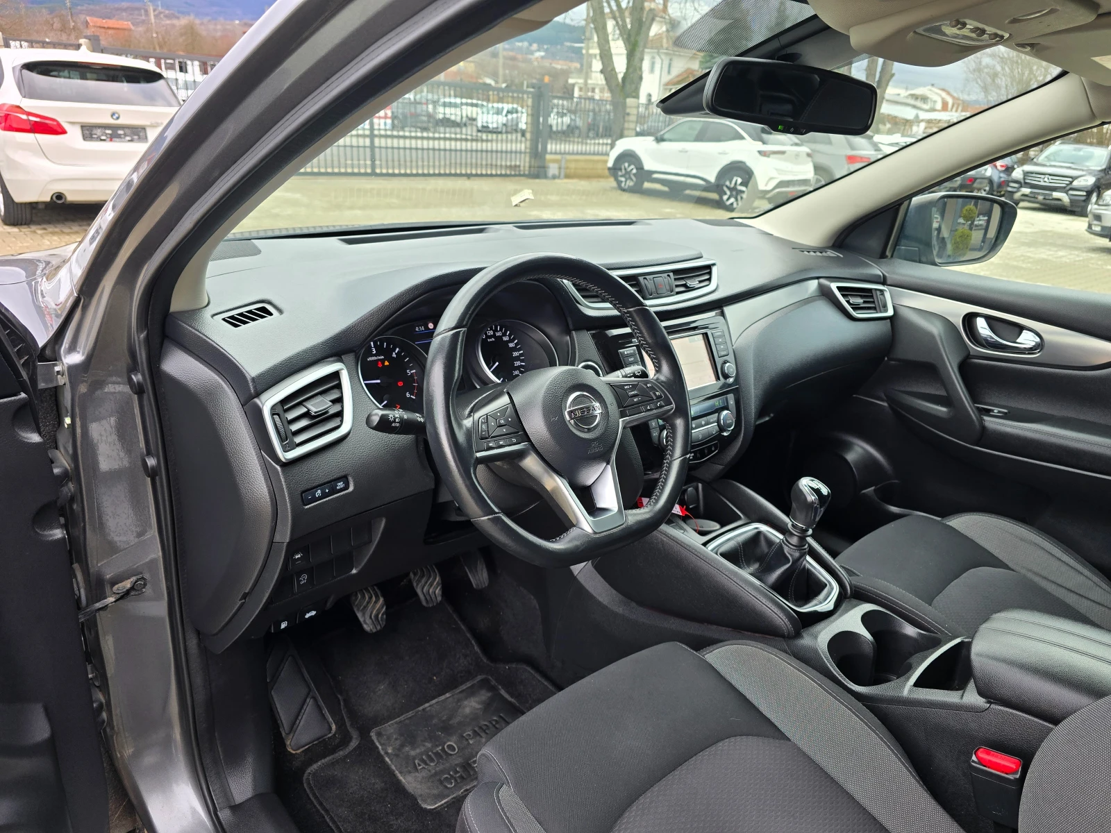 Nissan Qashqai 1.5DCI, Tekna, Face, Камера 360, 2019г., снимка 9 - Автомобили и джипове - 55085546