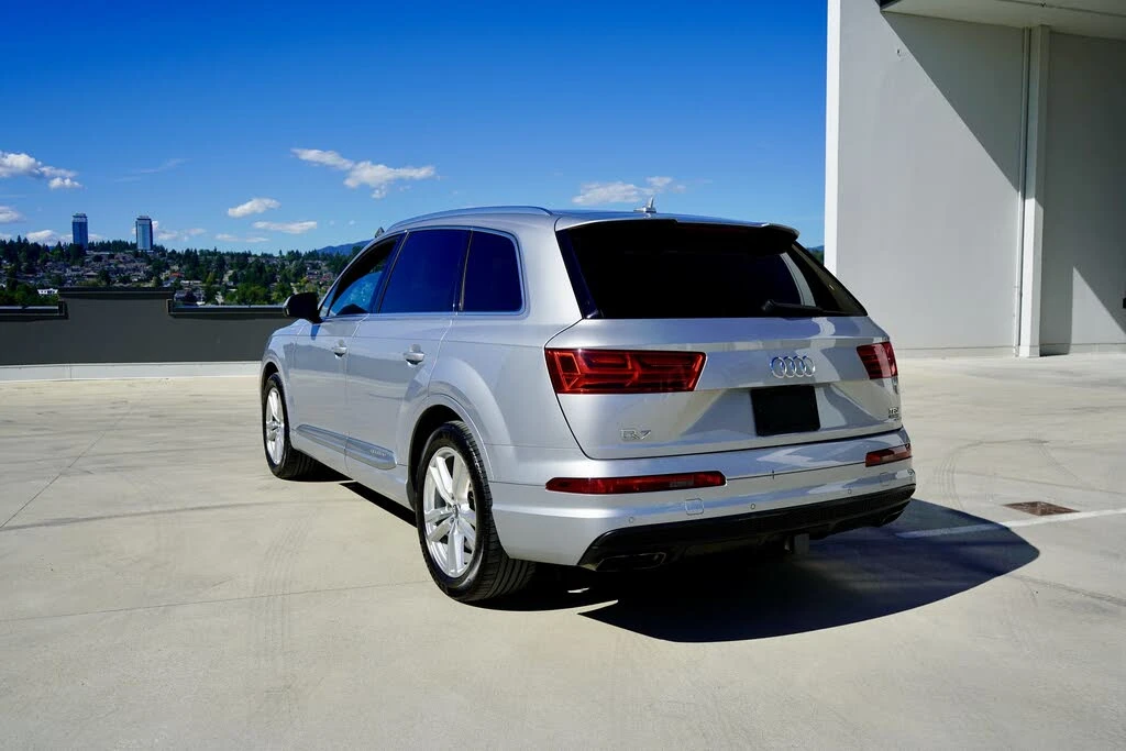 Audi Q7 !PRESTIGE! ПОДГРЕВ/ОБДУХВАНЕ/ПАНОРАМА/360 КАМЕРИ, снимка 6 - Автомобили и джипове - 55101161
