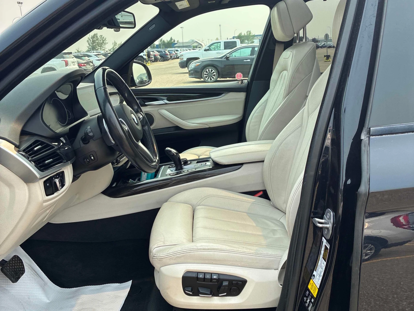 BMW X5 35I * M SPORT * HEAD UP * СЕРВИЗНА КНИЖКА * , снимка 5 - Автомобили и джипове - 55465862