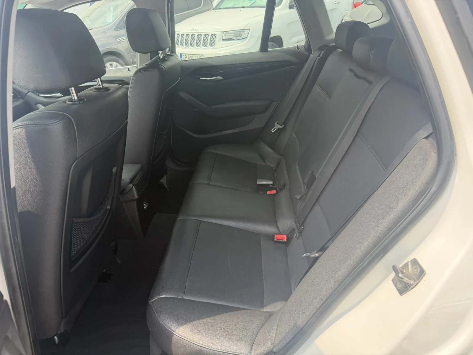 BMW X1, снимка 10 - Автомобили и джипове - 55596371