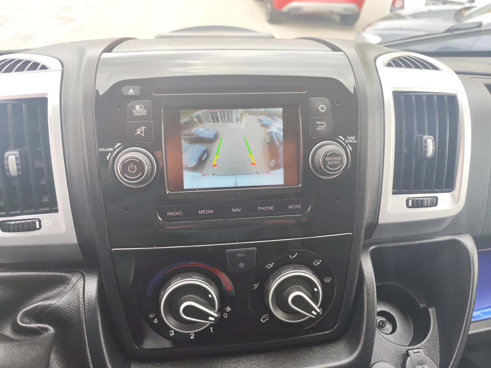 Fiat Ducato 23 130* NAVI* CAMERA* EURO 6B* , снимка 10 - Бусове и автобуси - 56680165