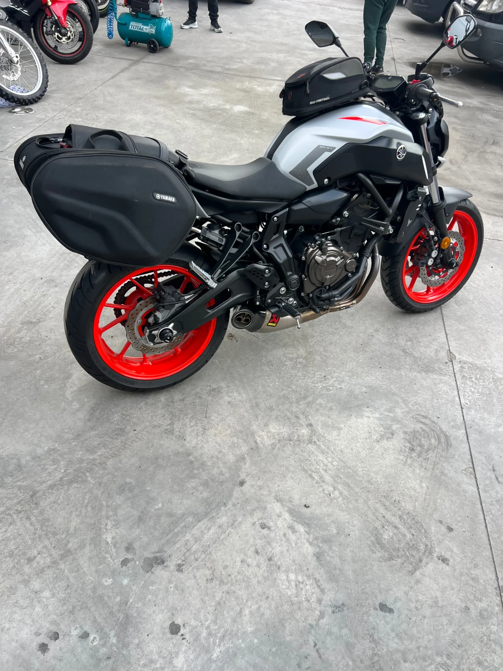 Yamaha Mt-07 Akrapovic, снимка 3 - Мотоциклети и мототехника - 54416083