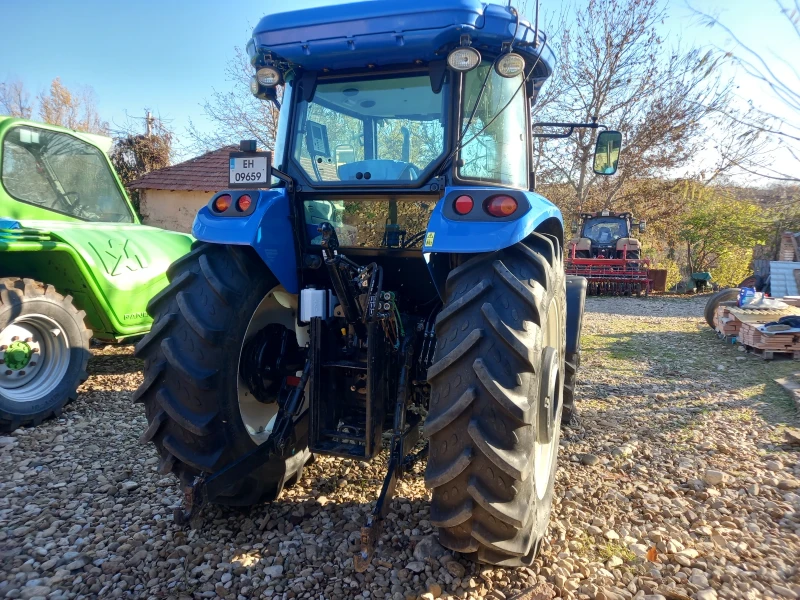 Трактор New Holland TD 110 D  С АВТОПИЛОТ 1850 м.ч., снимка 4 - Селскостопанска техника - 47890350