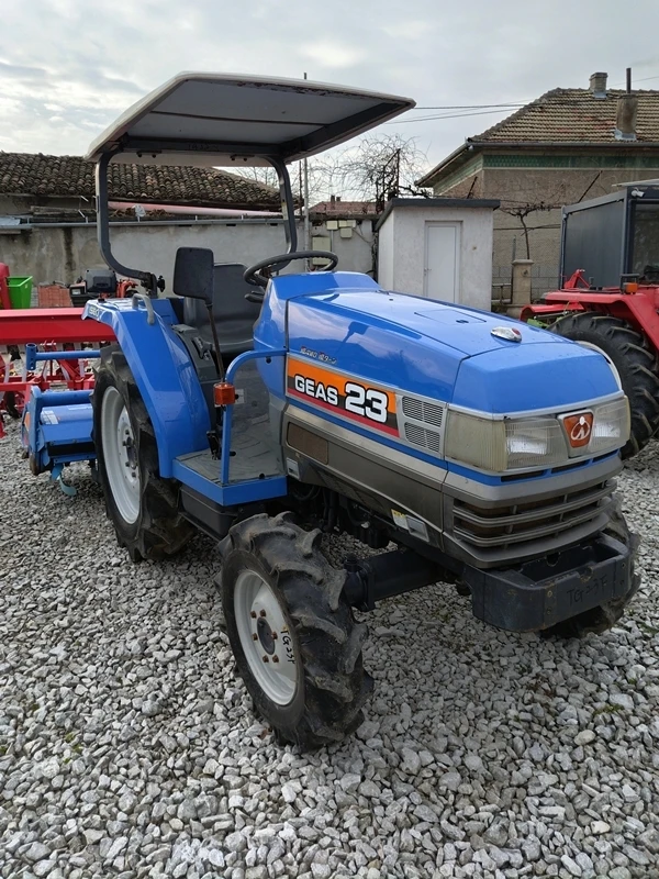 Трактор ISEKI TG23 23к.с. 4WD ДЖЕЙ ТРЕЙДИНГ, снимка 2 - Селскостопанска техника - 8123444