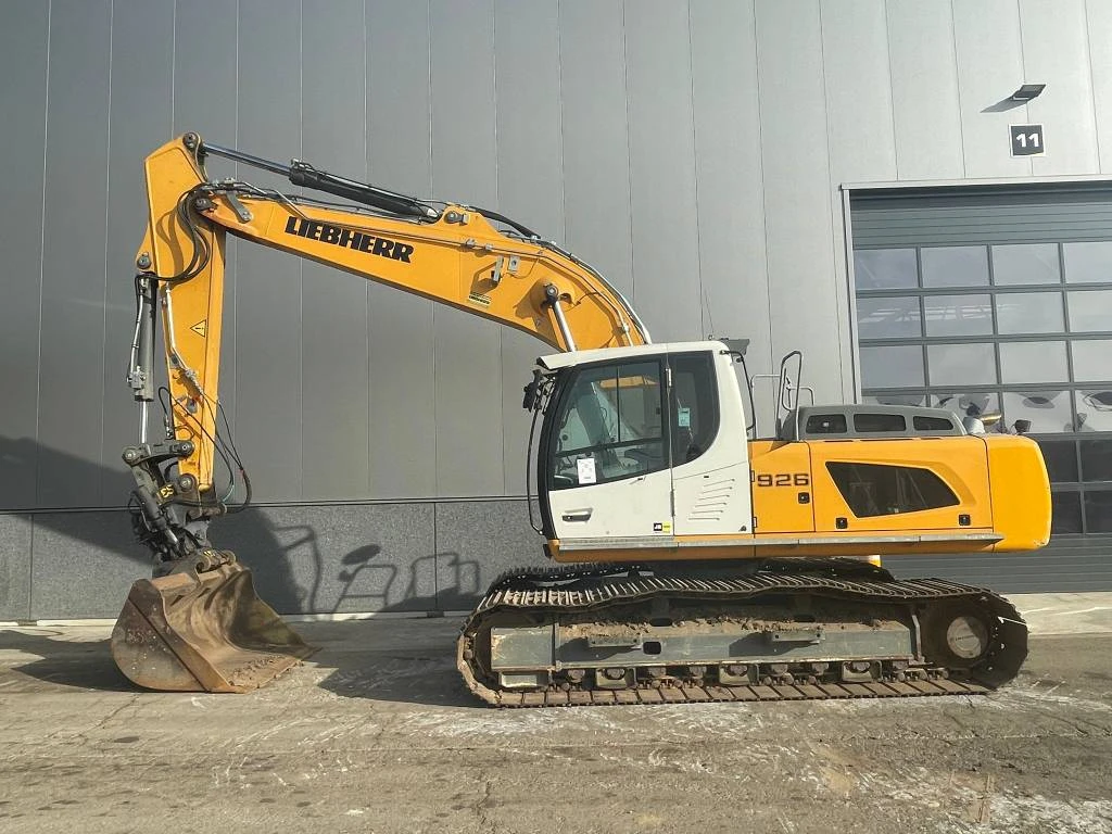  Liebherr R 926 LC | Mobile.bg   1
