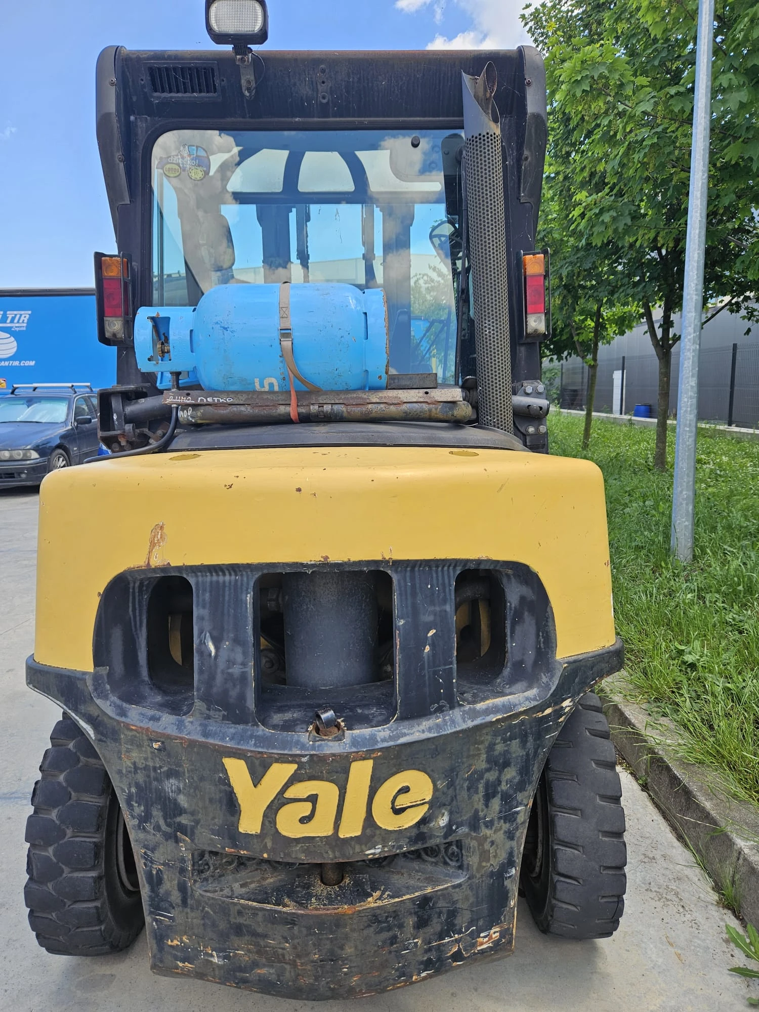 ������� Yale ��.������ | Mobile.bg � ����������� 3