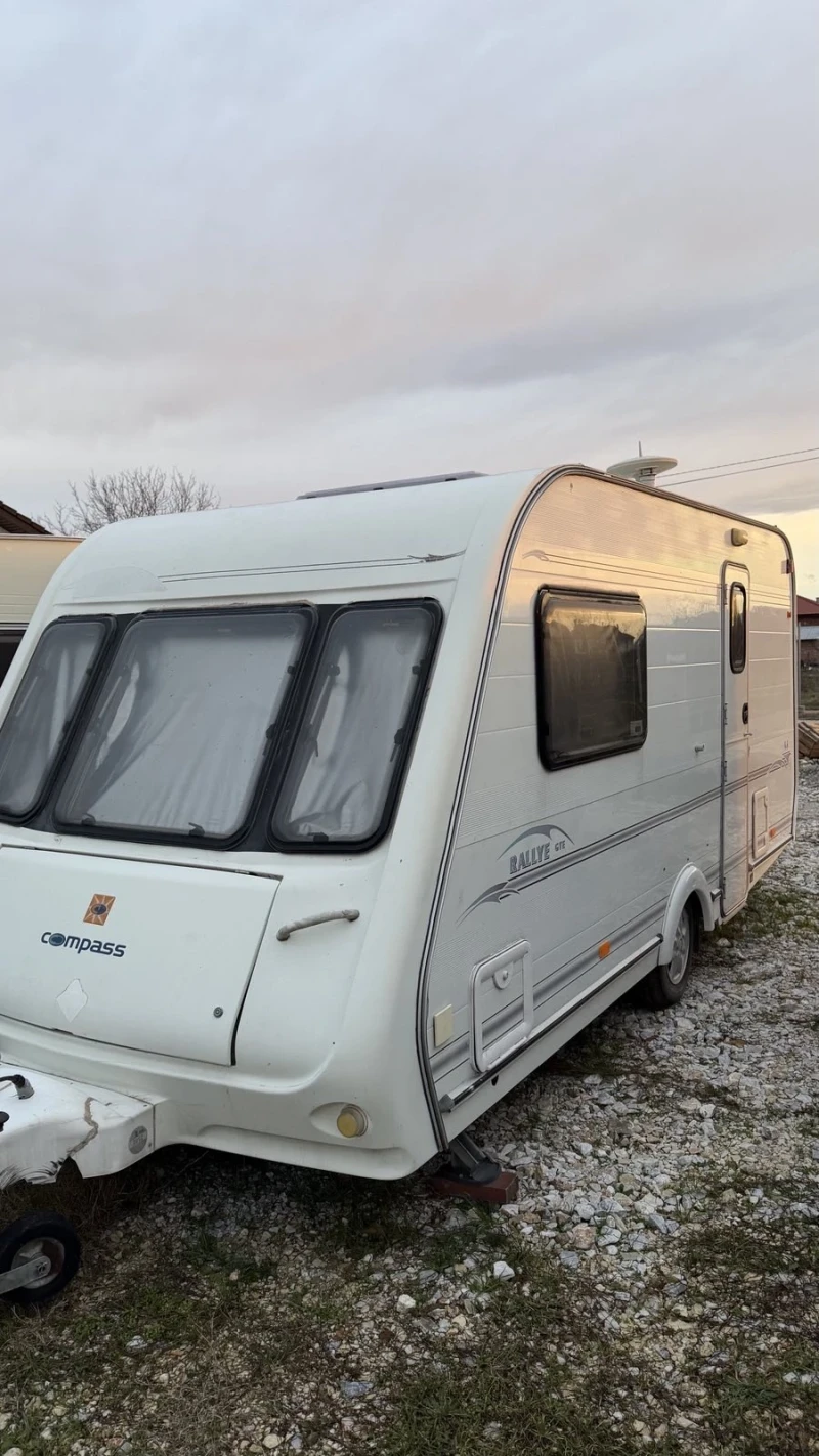 Каравана Compas RALLE, снимка 11 - Каравани и кемпери - 53094092