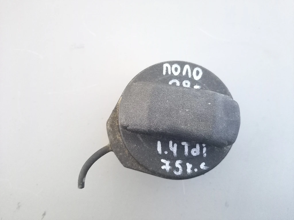 Капачка резервоар Фолксваген Поло 1.4тди (3)