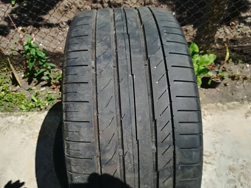 Гуми Летни 245/40R17, снимка 1 - Гуми и джанти - 21670305