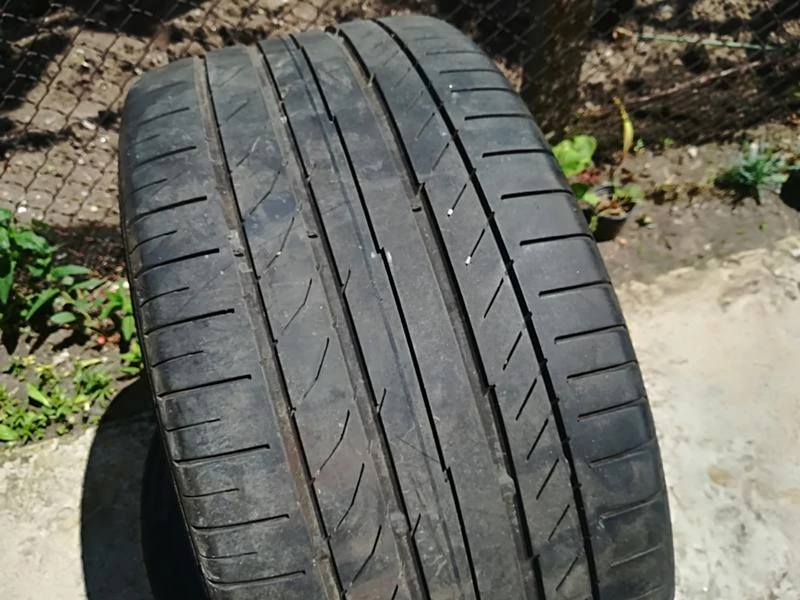 Гуми Летни 245/40R17, снимка 2 - Гуми и джанти - 21670305