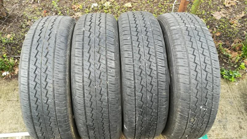 Гуми Летни 215/70R16, снимка 1 - Гуми и джанти - 26787727