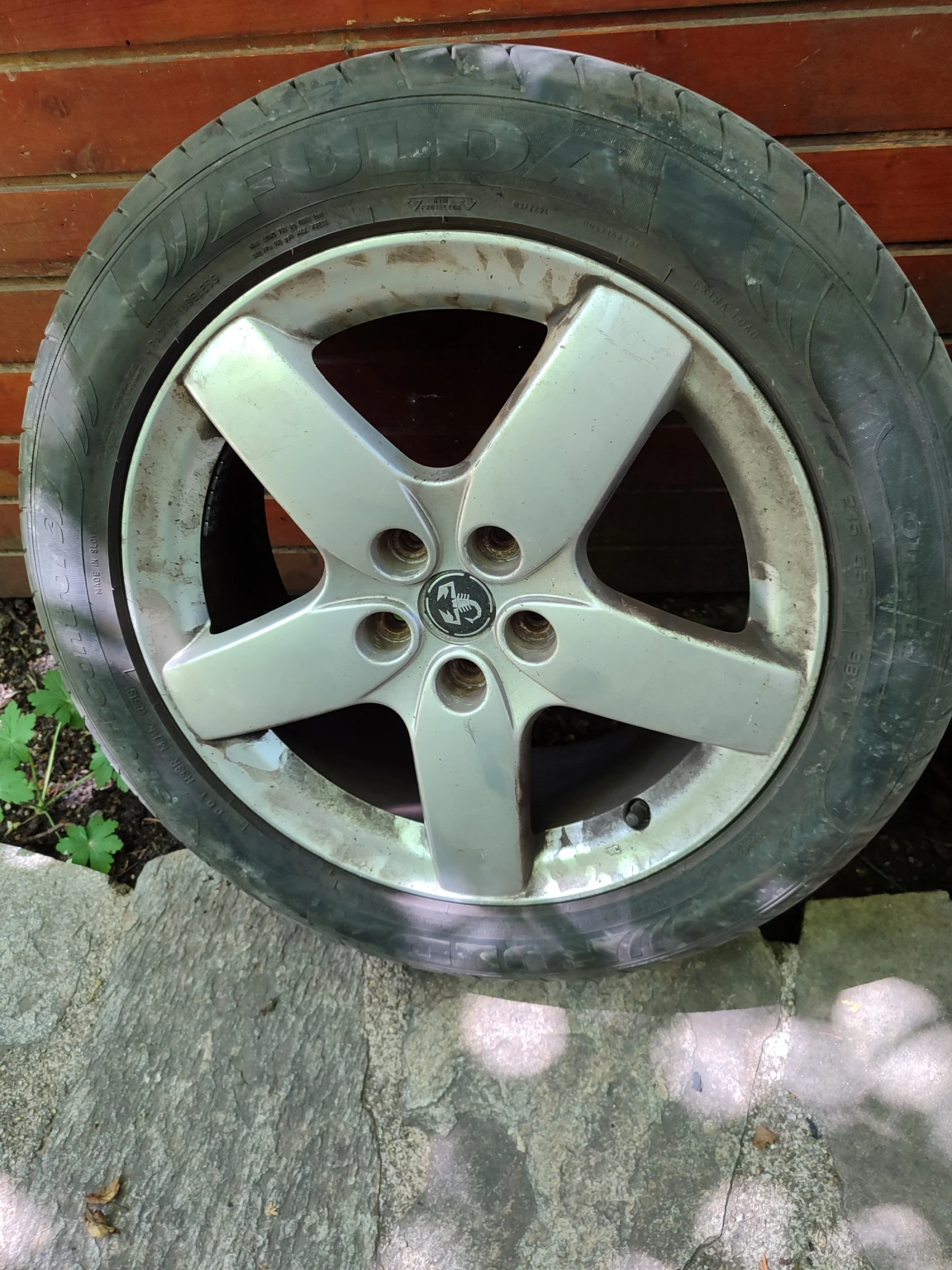    215/55R17 | Mobile.bg   1