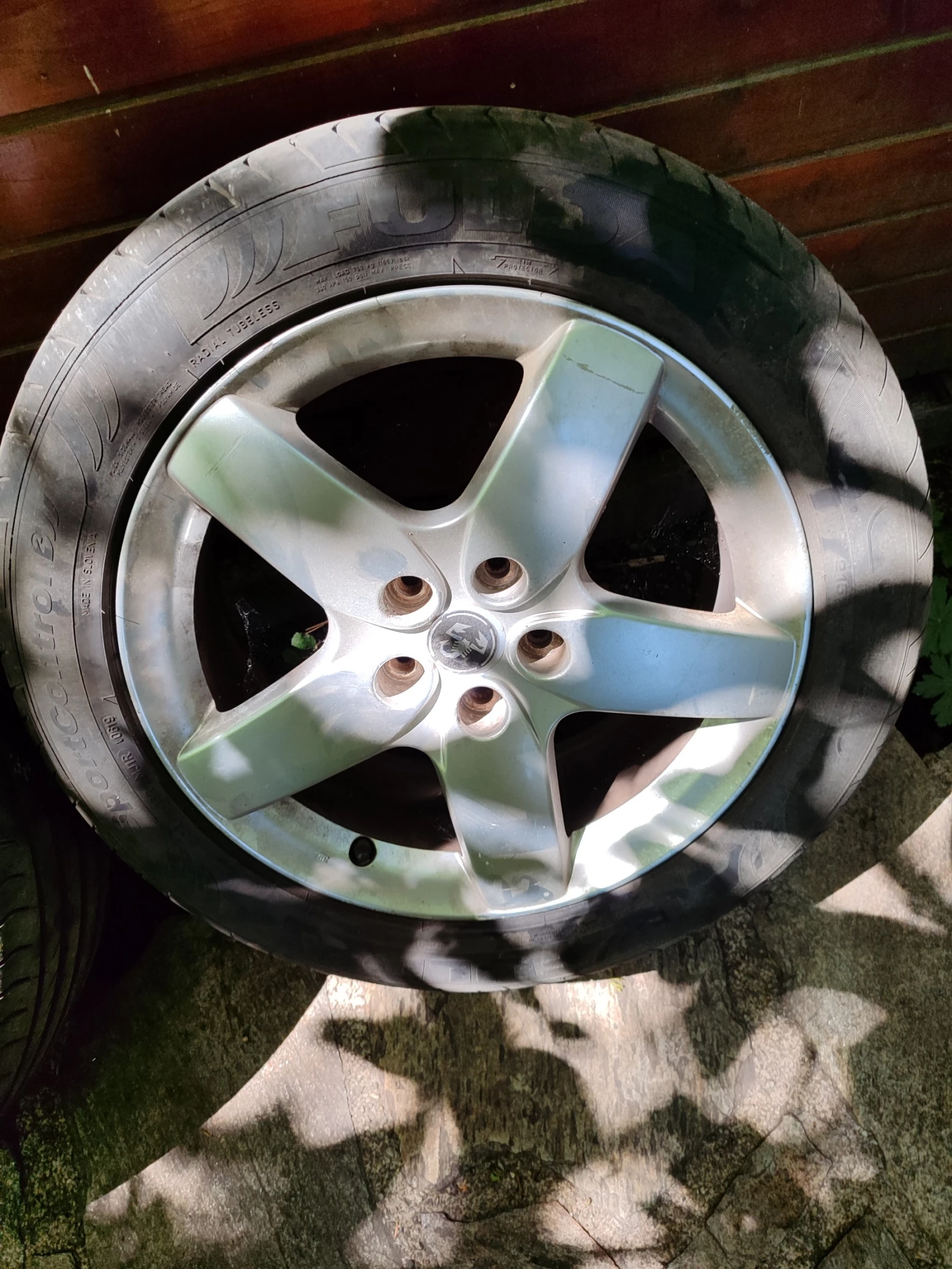    215/55R17 | Mobile.bg   4