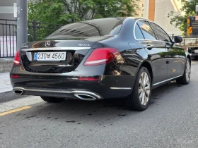 Mercedes-Benz E 220 d 4MATIC Exclusive/ДИСТРОНИК/ШИБЕДАХ/ПОДГРЕВ/ПАМЕТ, снимка 2