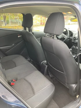 Mazda 2 1.5i | Mobile.bg    12