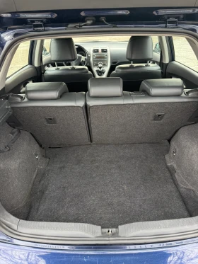 Toyota Auris, снимка 9
