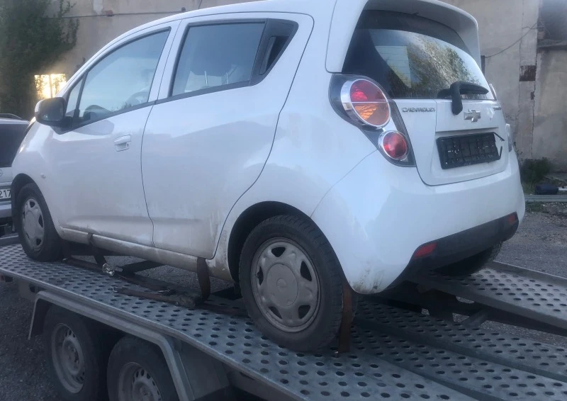 Chevrolet Spark 1.0 i 2 бр, снимка 6 - Автомобили и джипове - 38570495