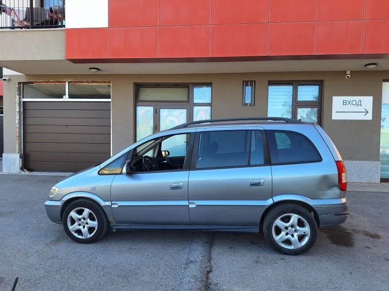 Opel Zafira, снимка 4 - Автомобили и джипове - 47179260