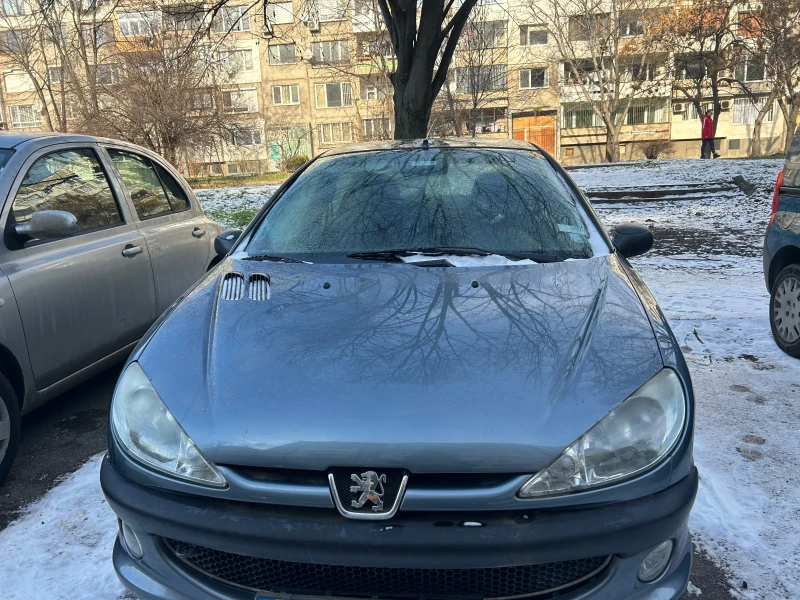 Peugeot 206  Седан, снимка 2 - Автомобили и джипове - 48571356