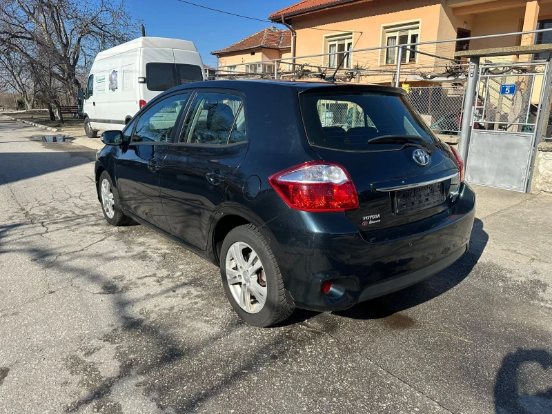 Toyota Auris 1.4, снимка 3 - Автомобили и джипове - 49482930