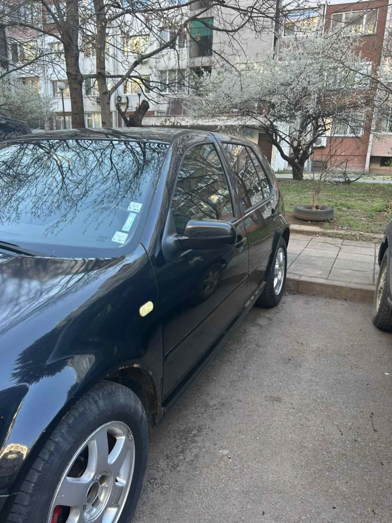 VW Golf, снимка 2 - Автомобили и джипове - 49561874