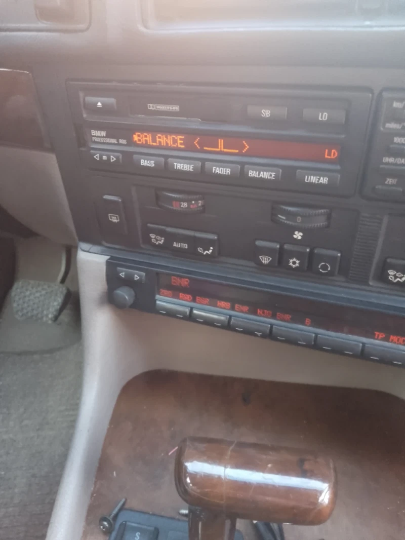 BMW 525 TDS INDIVIDUAL , снимка 6 - Автомобили и джипове - 52876055