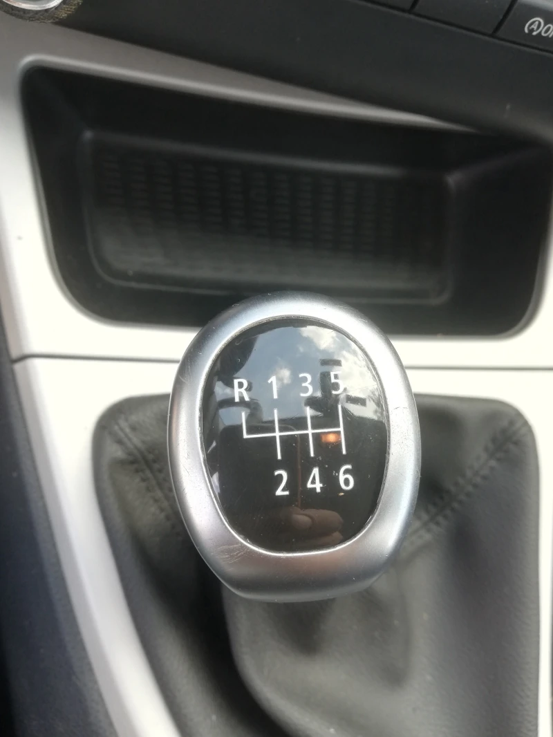 BMW 120, снимка 5 - Автомобили и джипове - 52403598