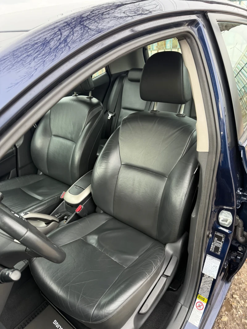 Toyota Auris, снимка 13 - Автомобили и джипове - 52636579