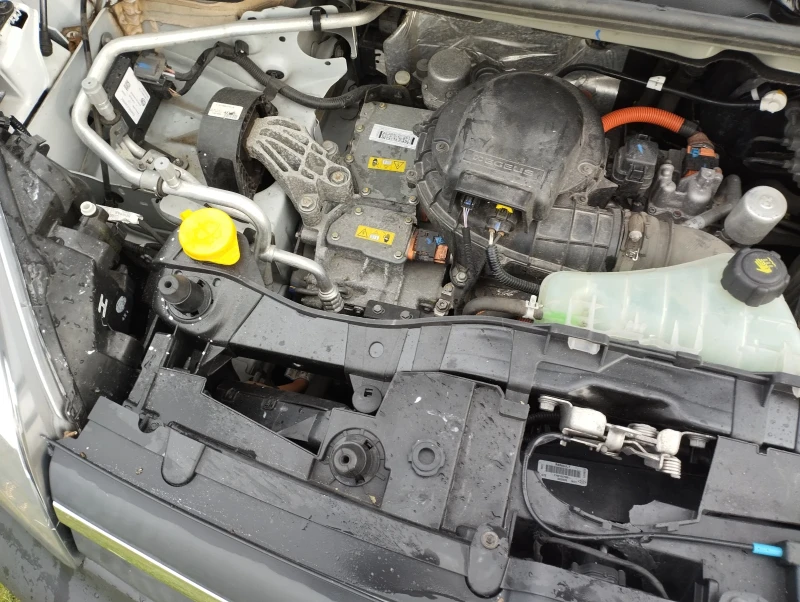 Renault Kangoo KANGOO EXPRESS Z.E., снимка 11 - Автомобили и джипове - 52986242