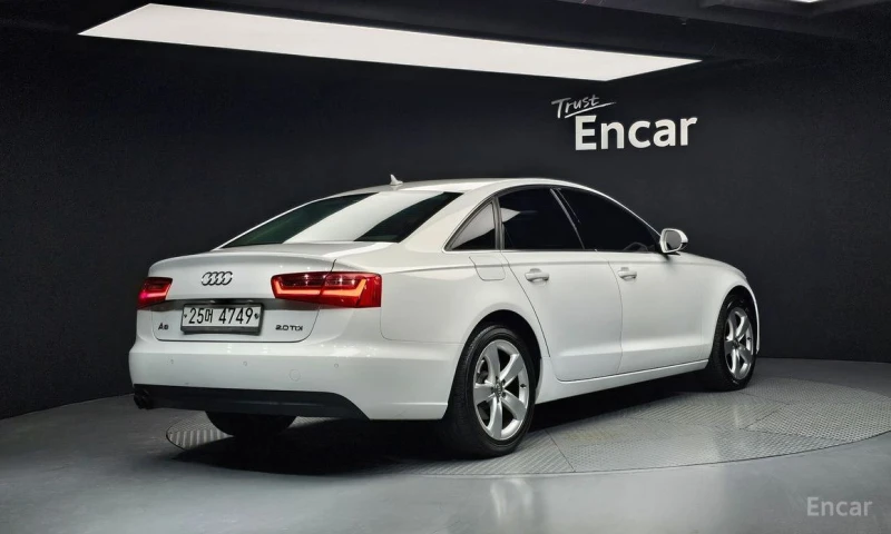 Audi A6, снимка 2 - Автомобили и джипове - 52997682