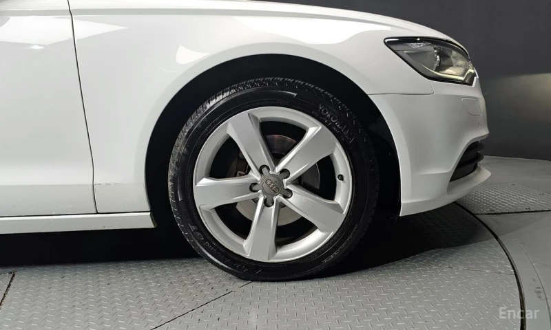 Audi A6, снимка 5 - Автомобили и джипове - 52997682