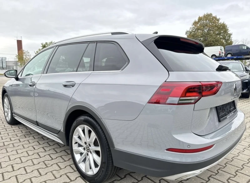 VW Golf Alltrack IQ Drive 4Motion DSG, снимка 3 - Автомобили и джипове - 53298635