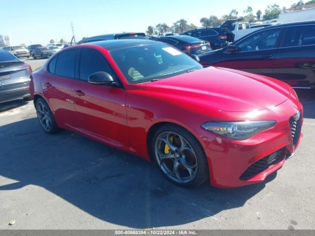 Alfa Romeo Giulia TI SPORT RWD, снимка 1 - Автомобили и джипове - 48015159