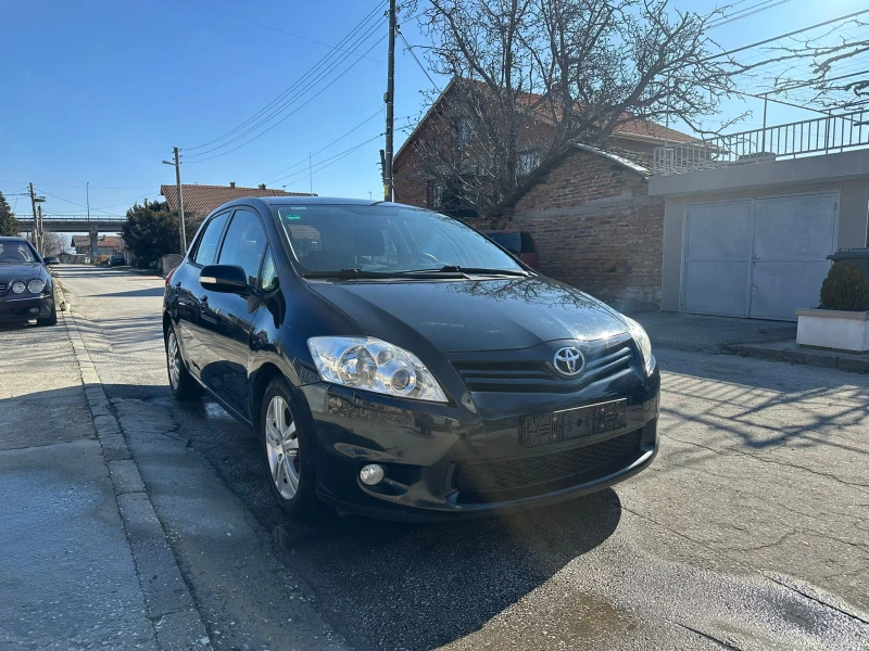 Toyota Auris 1.4 - 9200 лв. - 92095453 | Car24.bg