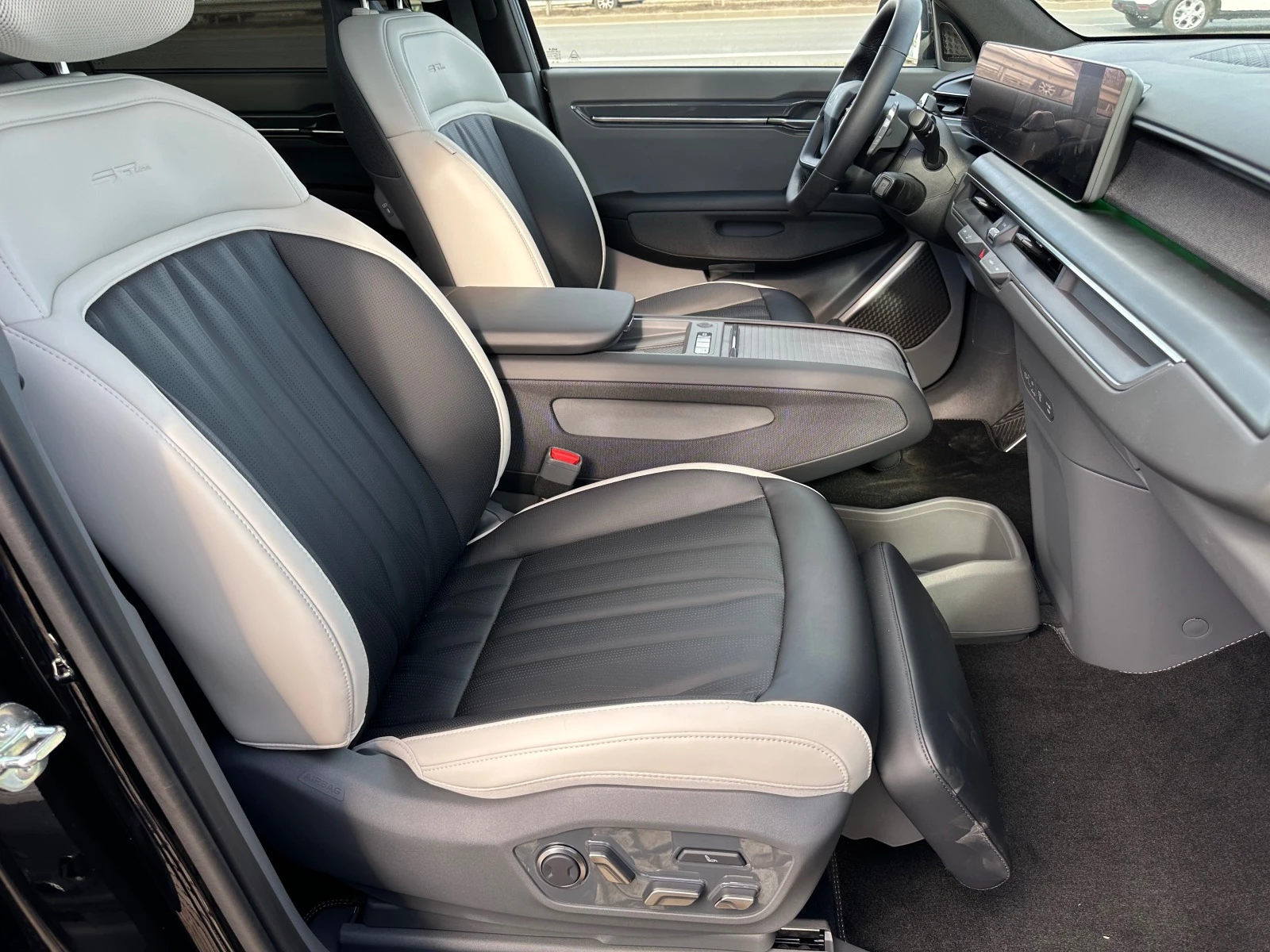 Kia EV9 GT-line | Mobile.bg   15