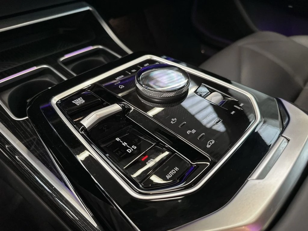 BMW 740 d xDrive M | Mobile.bg   11