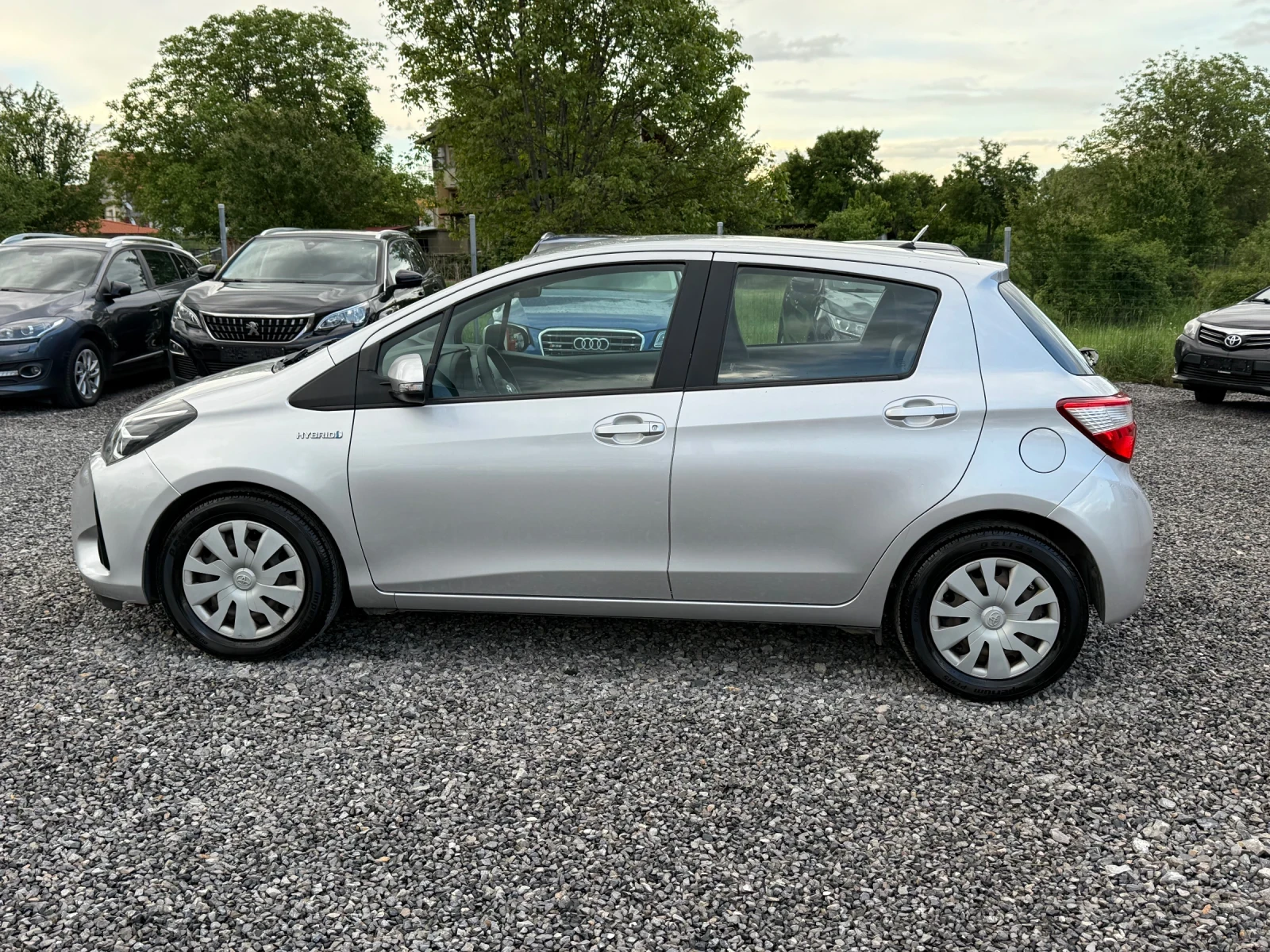 Toyota Yaris Facelift 2018г. 1.5 VVT-i (100 кс) Hybrid e-CVT  - изображение 5