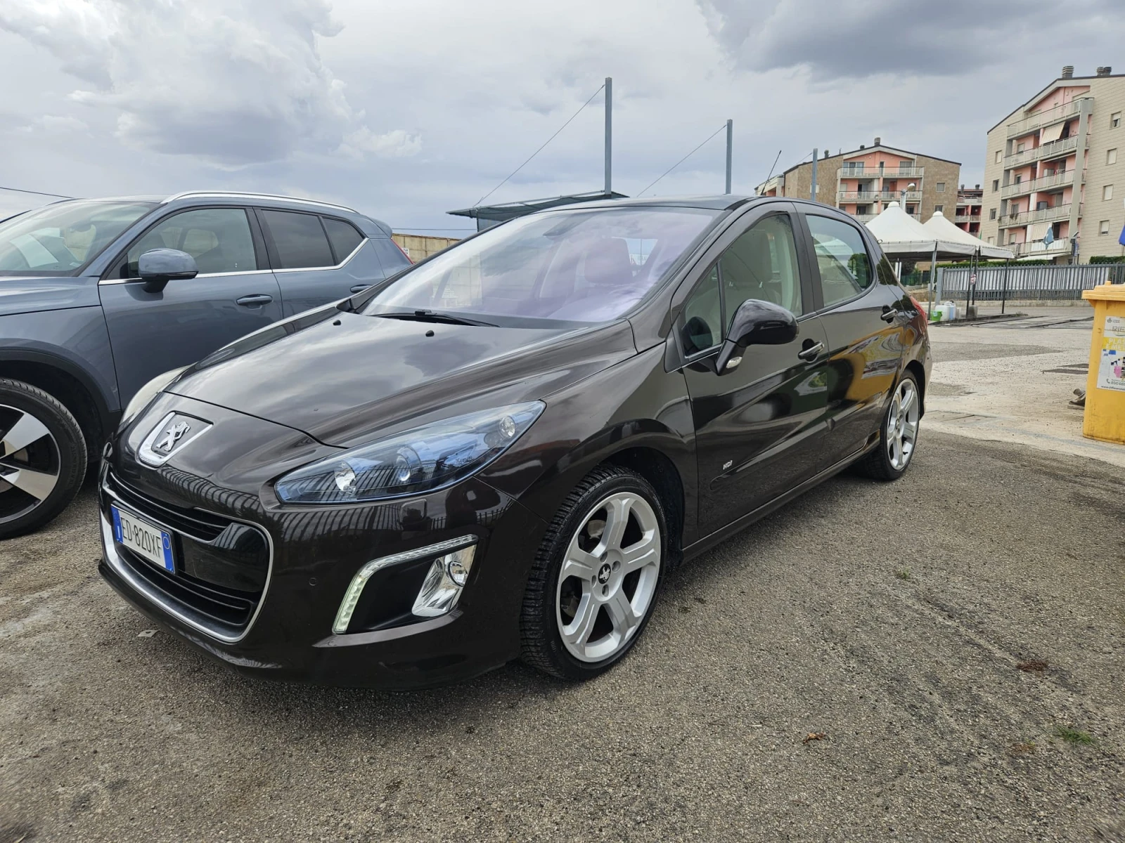 Peugeot 308 * УНИКАЛЕН ЦВЯТ*  - изображение 3