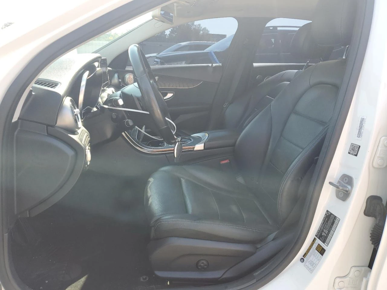 Mercedes-Benz C 300 BURMESTER* ПАНОРАМА* KEYLESS* ПОДГРЕВ - изображение 7