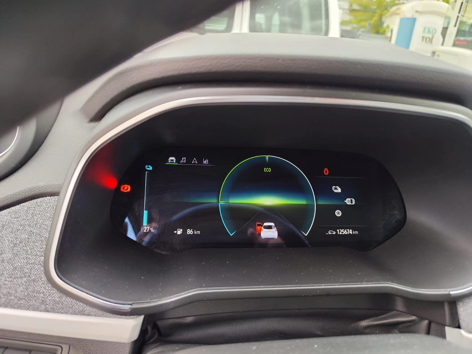 Renault Zoe  - изображение 10