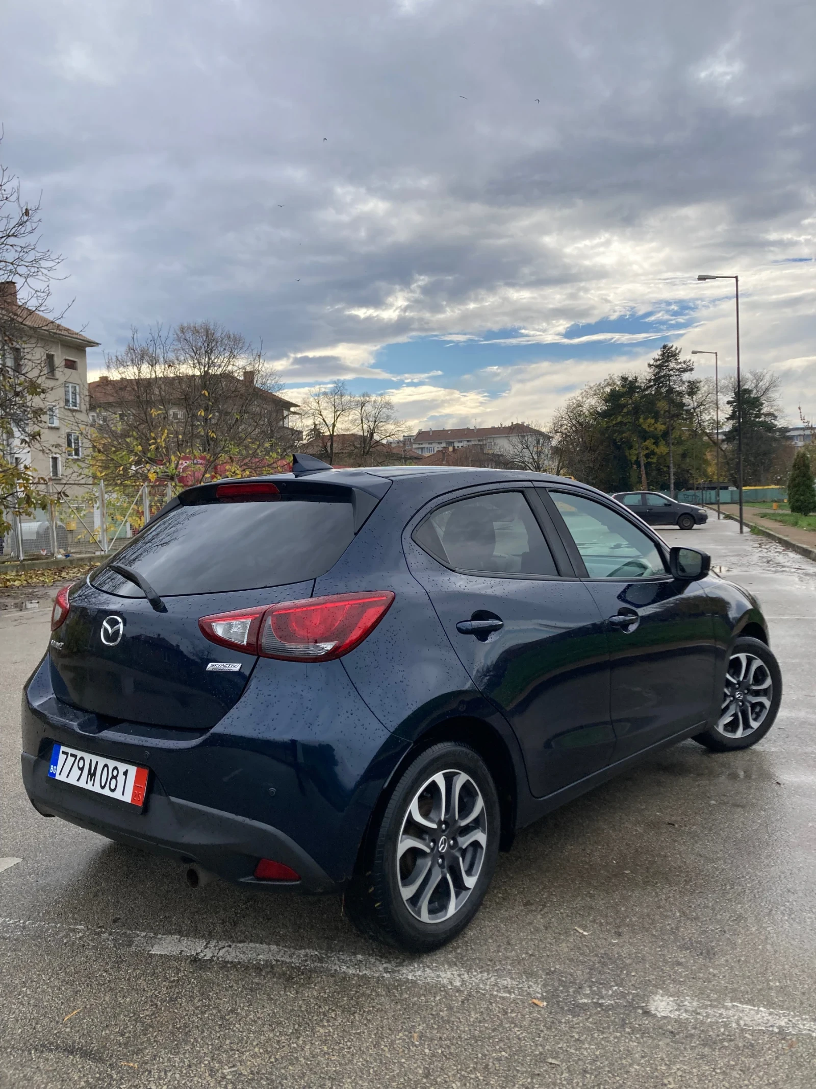 Mazda 2 1.5i | Mobile.bg   4